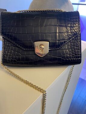 Banana Republic Black Croc-Embossed Chain Crossbody/Shoulder Bag